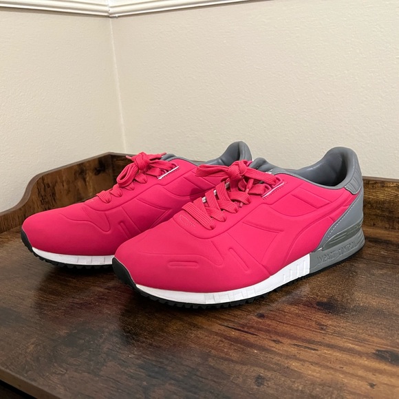 Pink DIADORA SIZE 9 - Picture 4 of 6